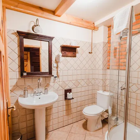 Dwor Zascianek 3* Sarnaki