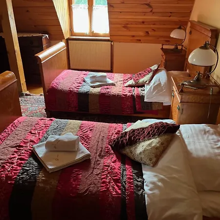 Dwor Zascianek 3*
