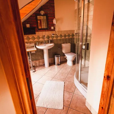 Dwor Zascianek Sarnaki