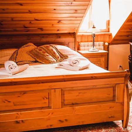 Dwor Zascianek Pensionat 3*