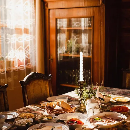 Dwor Zascianek Guest house 3*
