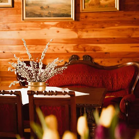 Guest house Dwor Zascianek Sarnaki