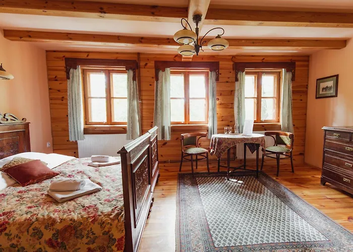 Guest house Dwor Zascianek Sarnaki