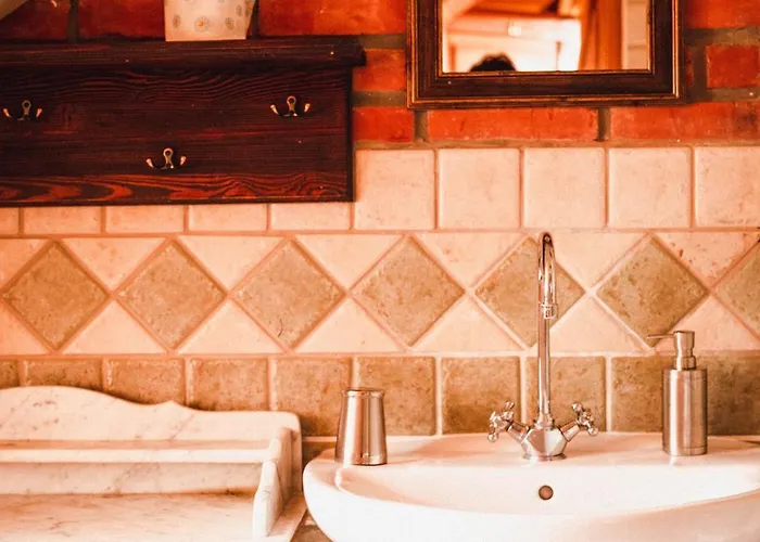 Dwor Zascianek 3* Sarnaki